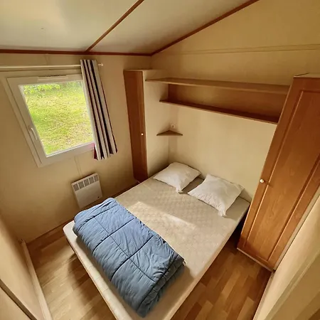 Camping Onlycamp Le Pre Campsite Montaigut-le-Blanc (Puy-de-Dome)