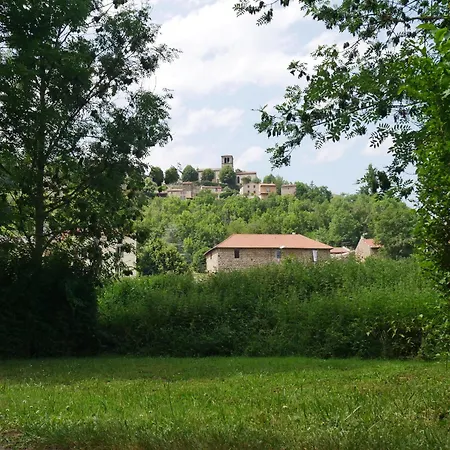 Кемпинг Onlycamp Le Pre Montaigut-le-Blanc (Puy-de-Dome)